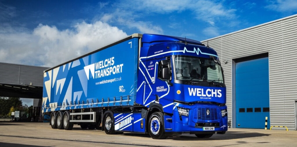 Welch’s Transport’s brand new Renault eTech 42-tonne 100% electric HGV